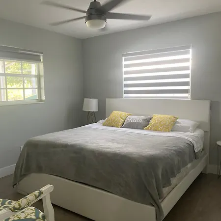 Gardens Get Away Villa Pembroke Pines Exterior photo